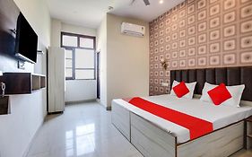 Hotel O Sky Orchid
